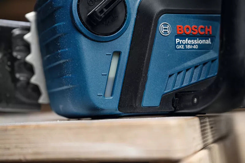 Bosch Professional GKE 18V-40 Akku-Kettensäge bürstenlos 40 cm Schwert mit 150 ml Öltank