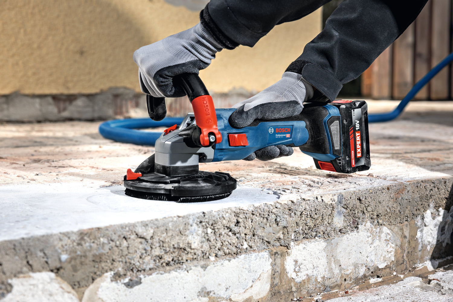 Bosch Akku-Betonschleifer GBR 18V-15 S (125 mm, Solo, inkl. Diamant-Topfscheibe in L-BOXX 238)