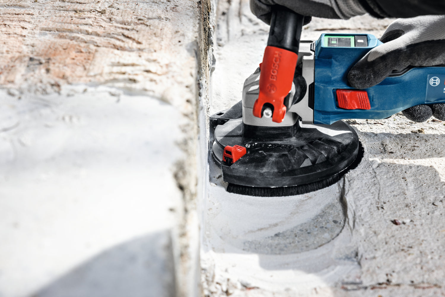 Bosch Akku-Betonschleifer GBR 18V-15 S (125 mm, Solo, inkl. Diamant-Topfscheibe in L-BOXX 238)