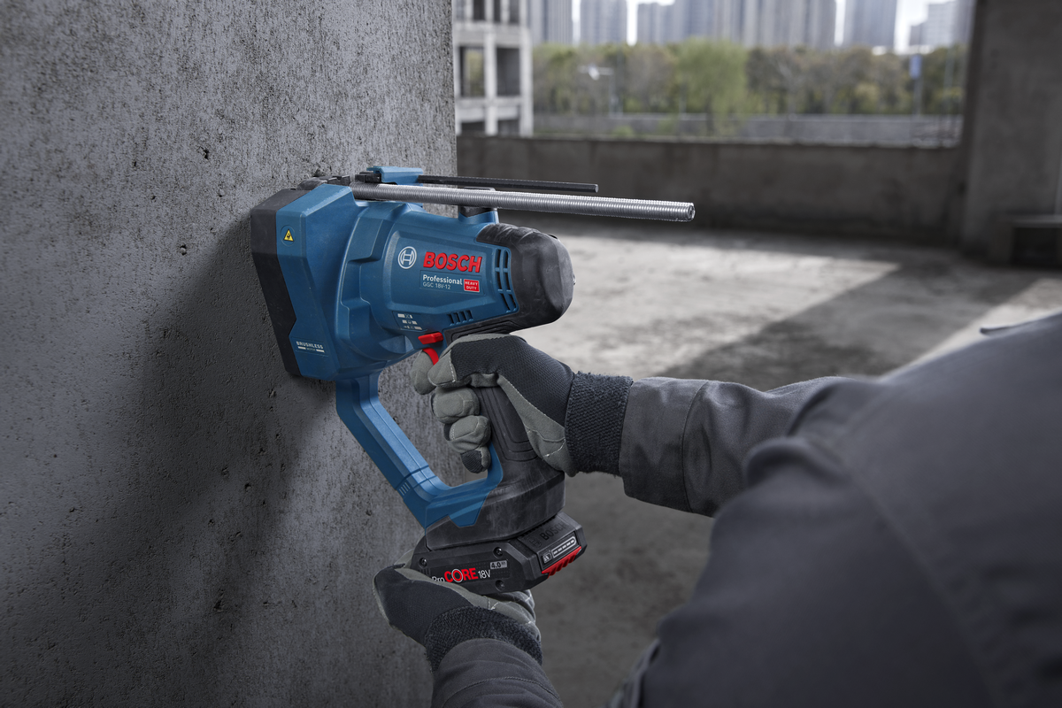 Bosch Akku-Gewindestangenschneider GGC 18V-12 (Schnittkapazität: M6 - M12, Solo, in L-BOXX 162)