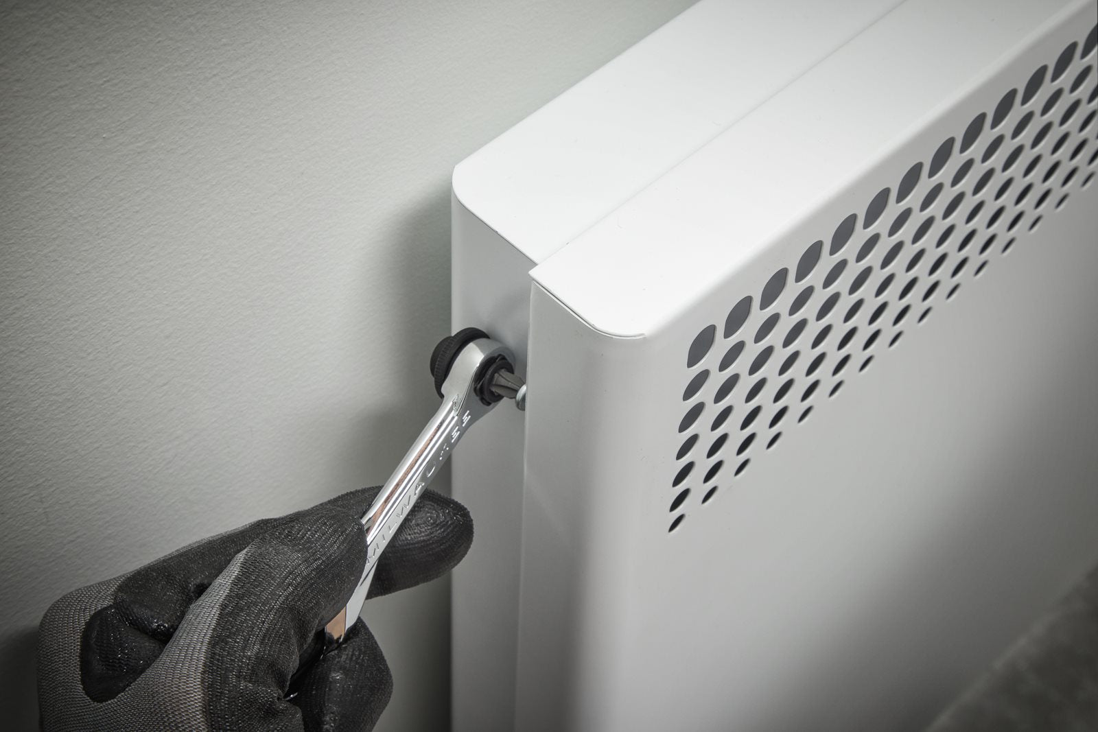 Milwaukee 7-in-1 Micro-Ratsche (1/4" + 5/16" Ratschenkopf 90-Zahn-Design, inkl. Bits und Adapter)