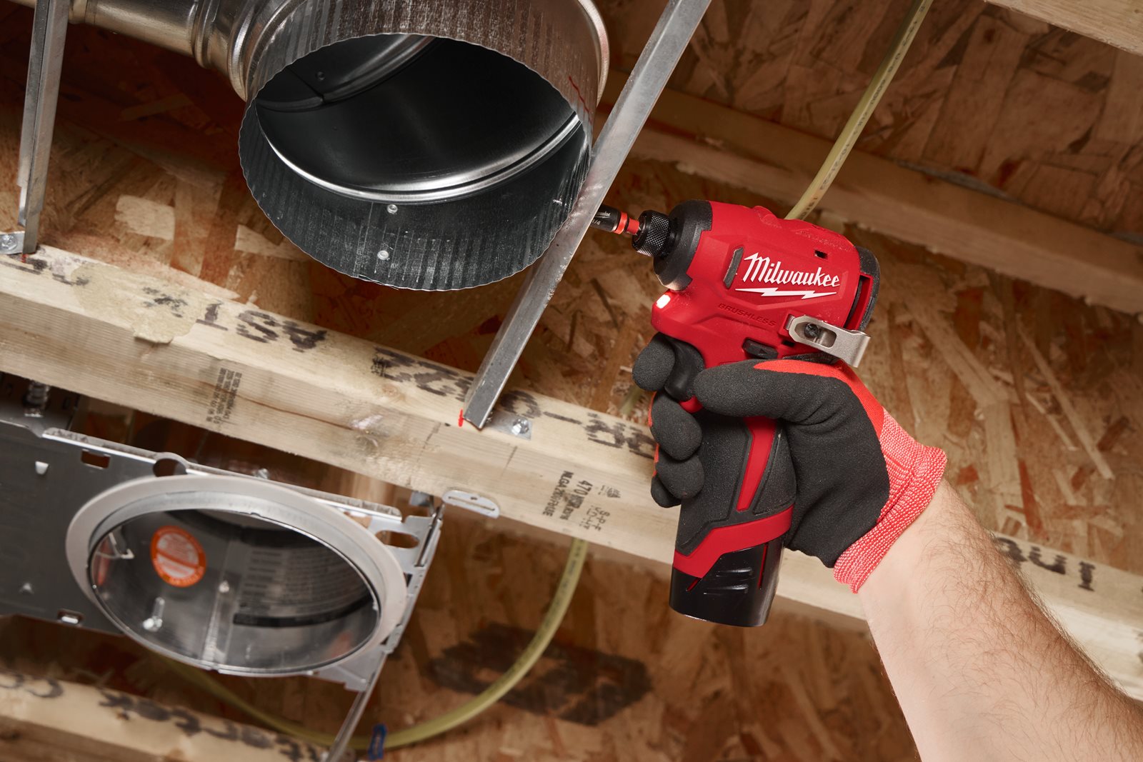 Milwaukee M12 BLIDRC-202C Akku-Schlagschrauber (1/4"-HEX-Aufnahme, 124 Nm, 2x 2,0 Ah Akku, im Koffer)