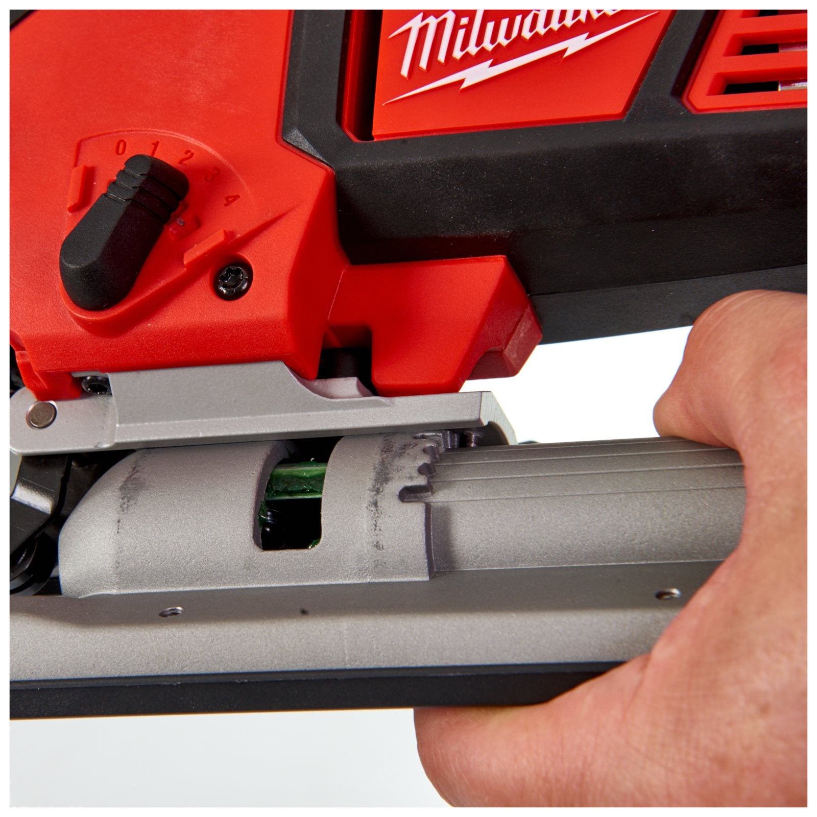 Milwaukee M18 BJS-0 Akku-Stichsäge (Max. Schnittleistung Holz: 135 mm, Hubzahl: 0 - 2.800 min-1, Pendelhub, ohne Akku)
