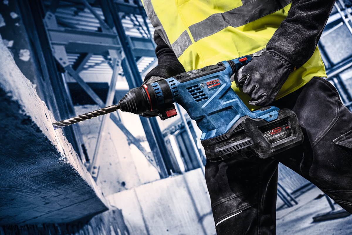 Bosch EXPERT Akku-Bohrhammer EXBH18V-32F (SDS plus, Schlagenergie: 4,5 J, optimaler Bohr-Ø: 10-20 mm, ohne Akku in XL-BOXX)