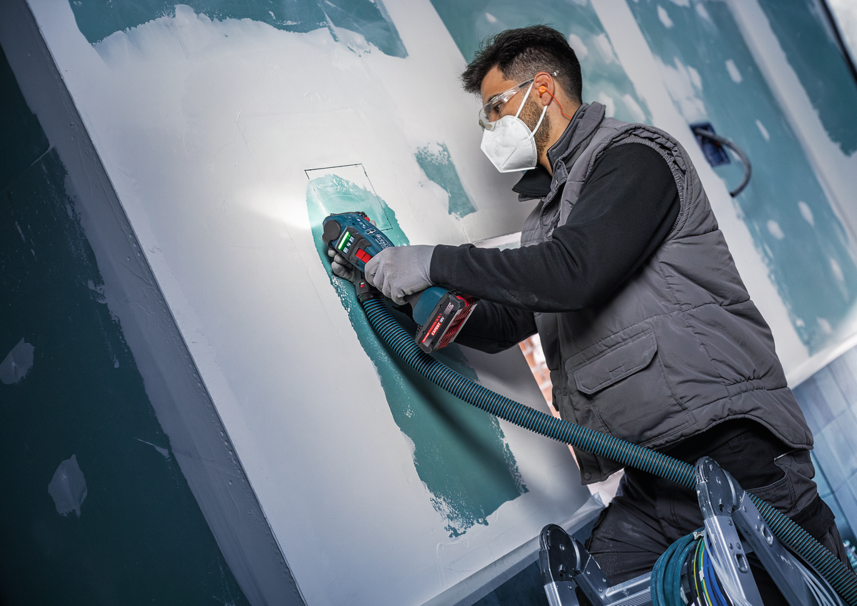 Bosch EXPERT Akku-Multi-Cutter EXOP18V-40 (Aufnahme: Starlock, Starlock Plus, Starlock Max, Snap-in, ohne Akku in L-BOXX 136)