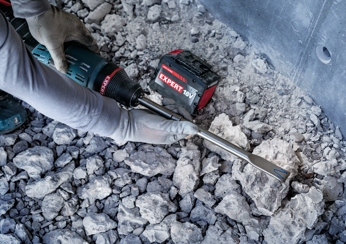 Bosch EXPERT SDS max-8C Flachmeißel 25 × 400 mm (Selbstschärfend, Geripptes Design, RTec-Element, für Beton)