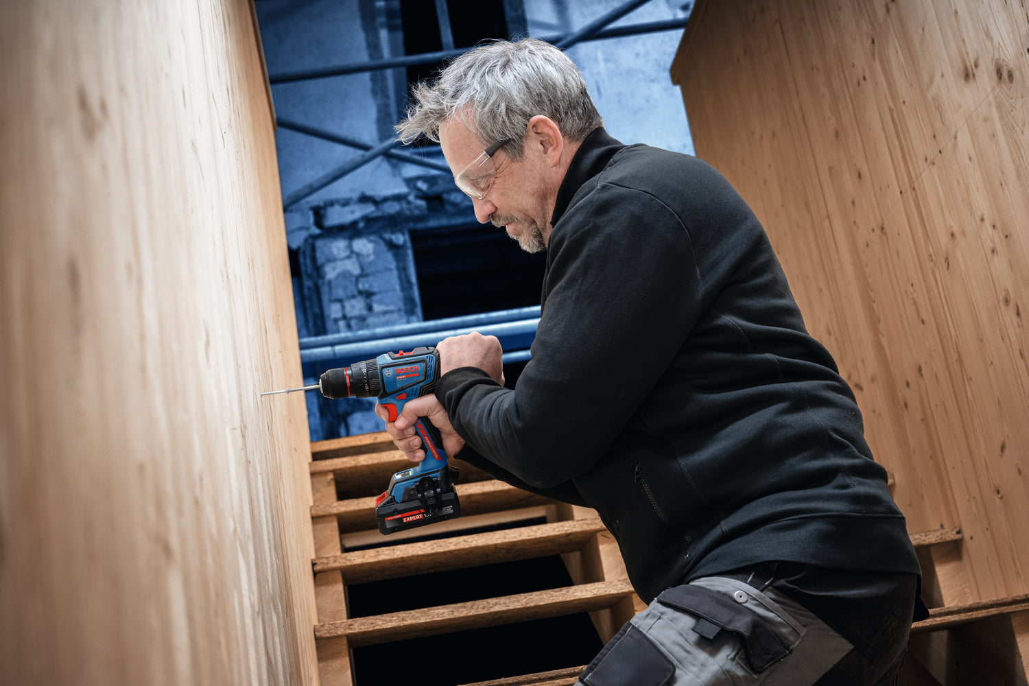 Bosch EXPERT Akku-Schlagbohrschrauber EXSB18V-90 (Drehmoment: 36/65 Nm, 13 mm Bohrfutter, inkl. 3 x 4,0 Ah Akku in L-BOXX 136)