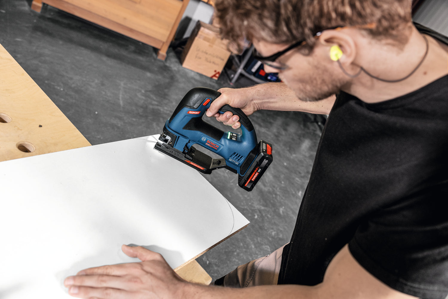Bosch EXPERT Akku-Stichsäge EXST18V-155B (Schnitttiefe: Holz 155 mm, Stahl 10 mm, Aufnahme: T-Schaft, ohne Akku in L-BOXX 136)