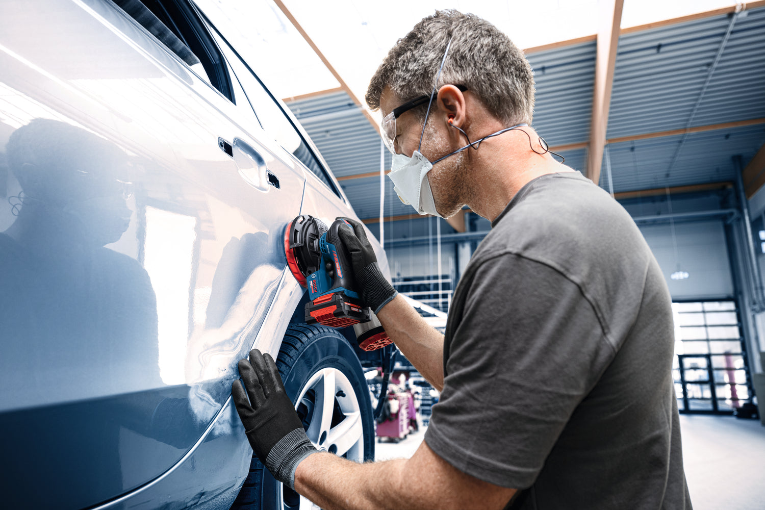 Bosch EXPERT Akku-Exzenterschleifer EXEX18V-150-5 (Schleifteller-Ø: 150 mm, Schwingkreis-Ø: 5,0 mm, Drehzahl: 5000-10000 U/min, ohne Akkus im Karton)