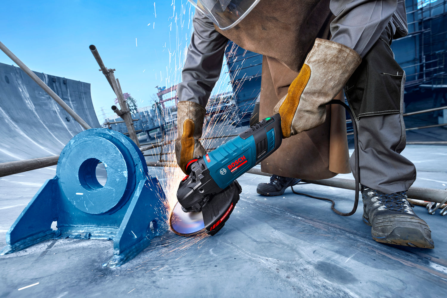 Bosch EXPERT Winkelschleifer EXWS30-230PB (Scheiben-Ø: 230 mm, PROtection-Schalter, 2800 W, Drehzahl: 6500 U/min)