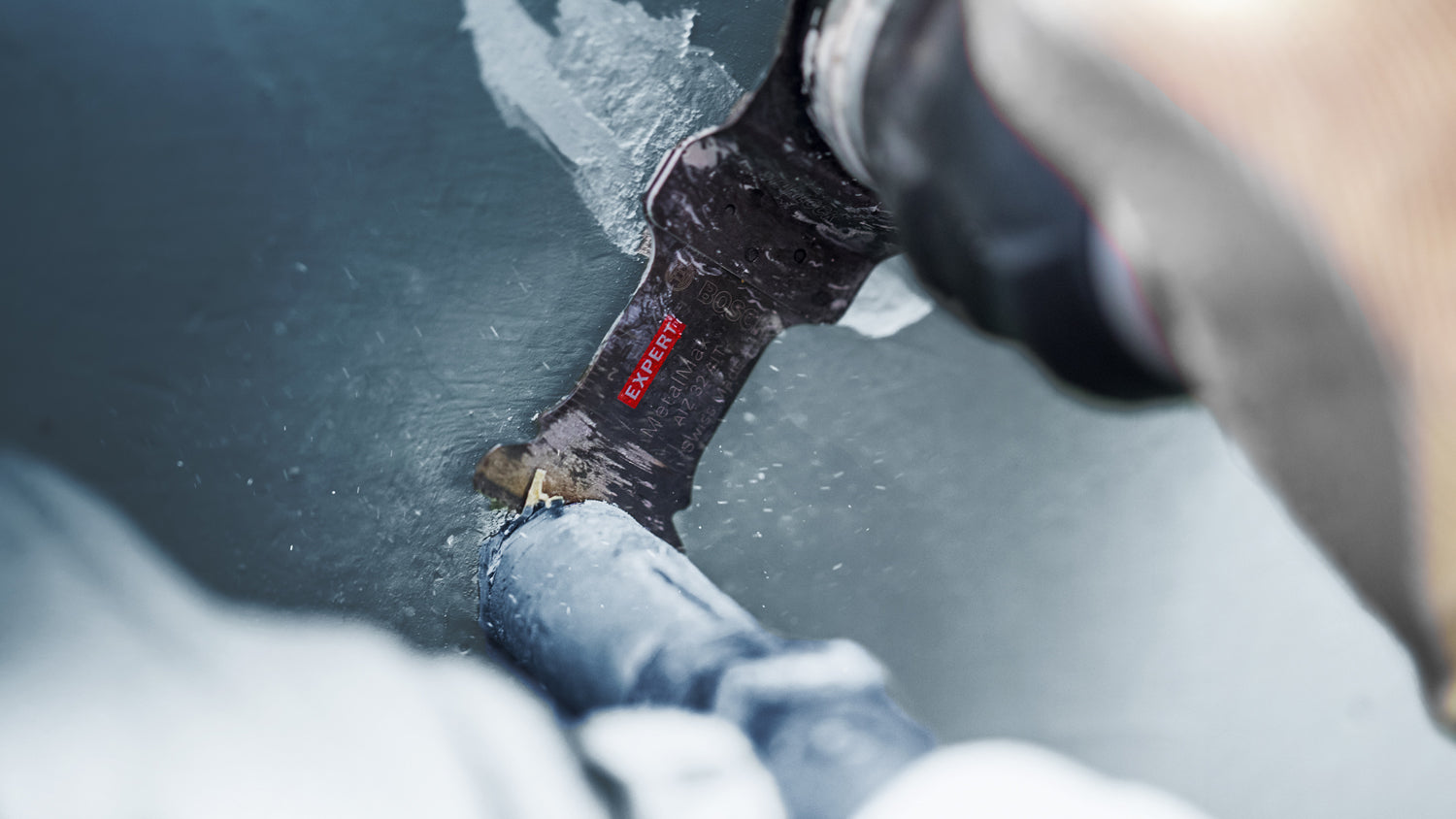 Bosch EXPERT Tauchsägeblatt AIZ 32 AIT MetalMax (Starlock, für Stahl & Edelstahl, 40 x 32 mm, Carbide)