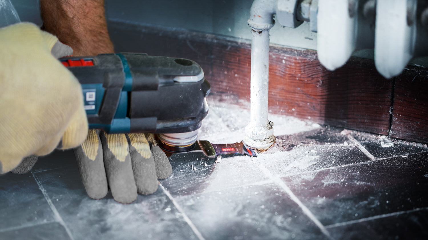 Bosch EXPERT Tauchsägeblatt AIZ 32 AIT MetalMax (Starlock, für Stahl & Edelstahl, 40 x 32 mm, Carbide)