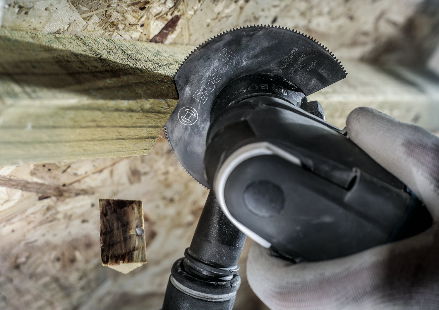 Bosch PRO Segmentsägeblatt ACZ 100 BB (Starlock, für Holz mit Nägeln & Kompaktlaminat-Vinyl, 100 mm)