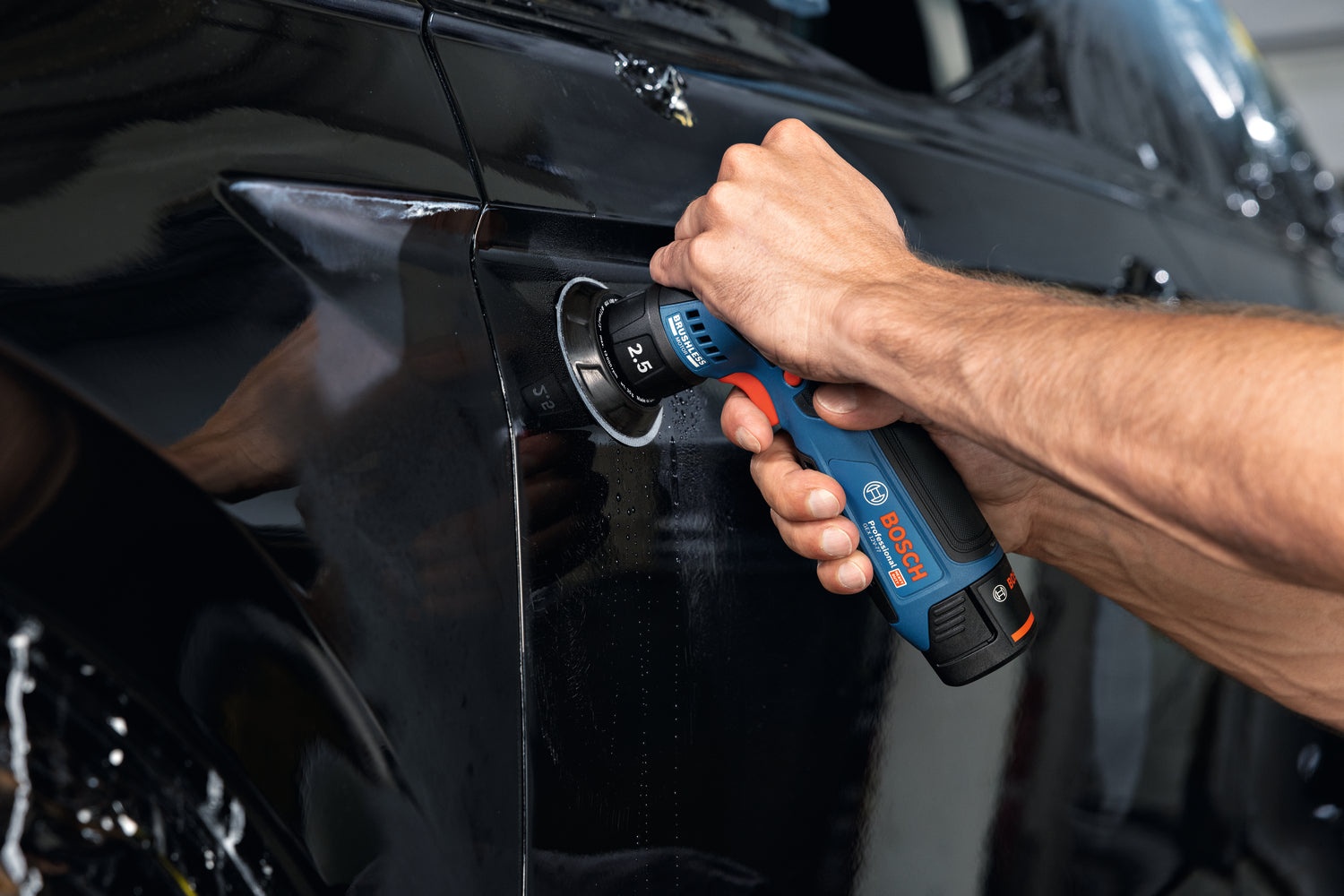 Bosch Akku-Exzenterschleifer GEX 12V-77 (Schwingkreis-Ø: 2,5 mm, Drehzahl: 3000 - 8000 U/min, Schleifteller-Ø: 77 mm, ohne Akku im Karton)