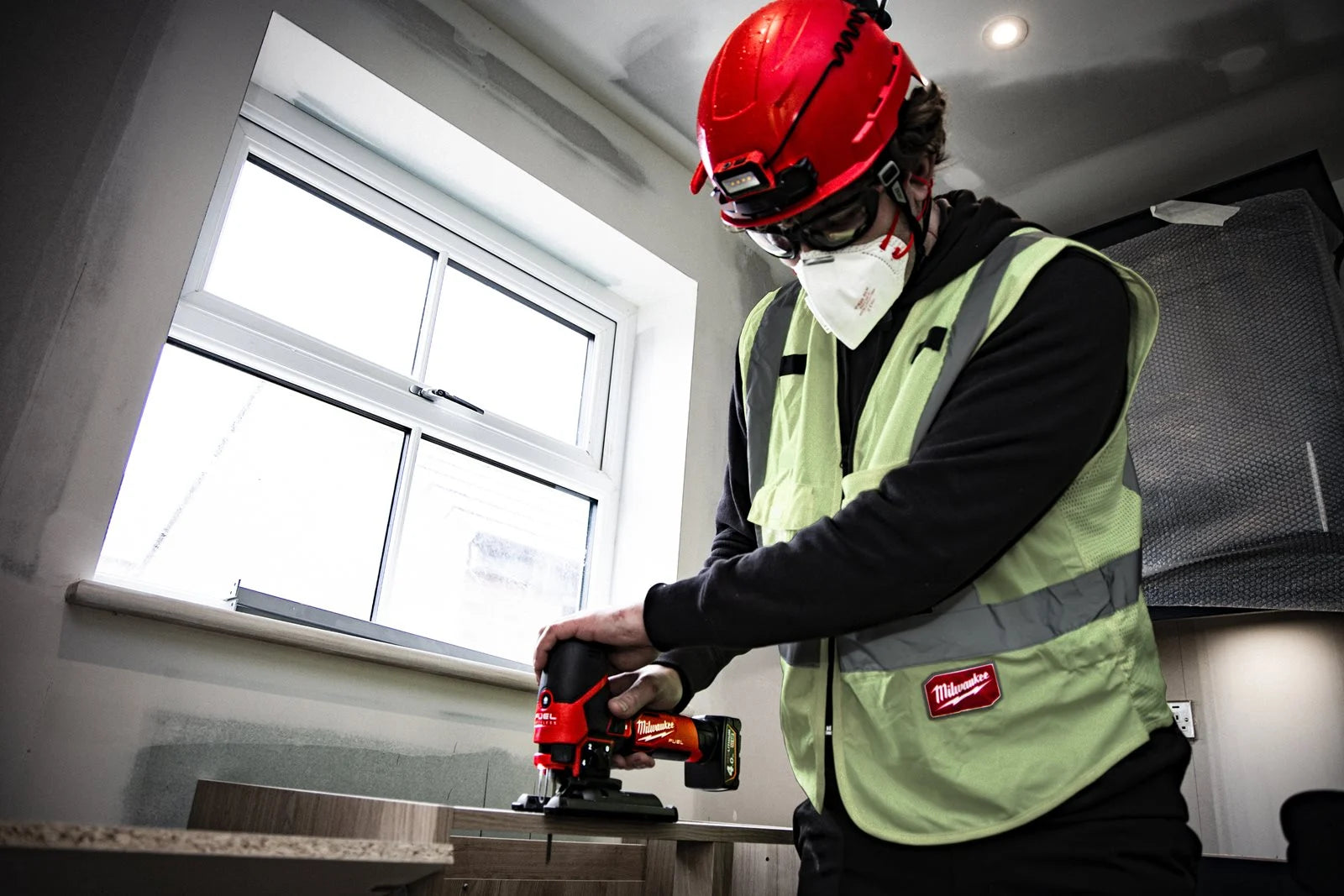 Milwaukee Akku-Stichsäge M12 FJS-0 (6 Geschwindigkeitsstufen, bis zu 24 m in 19 mm OSB, ohne Akku)