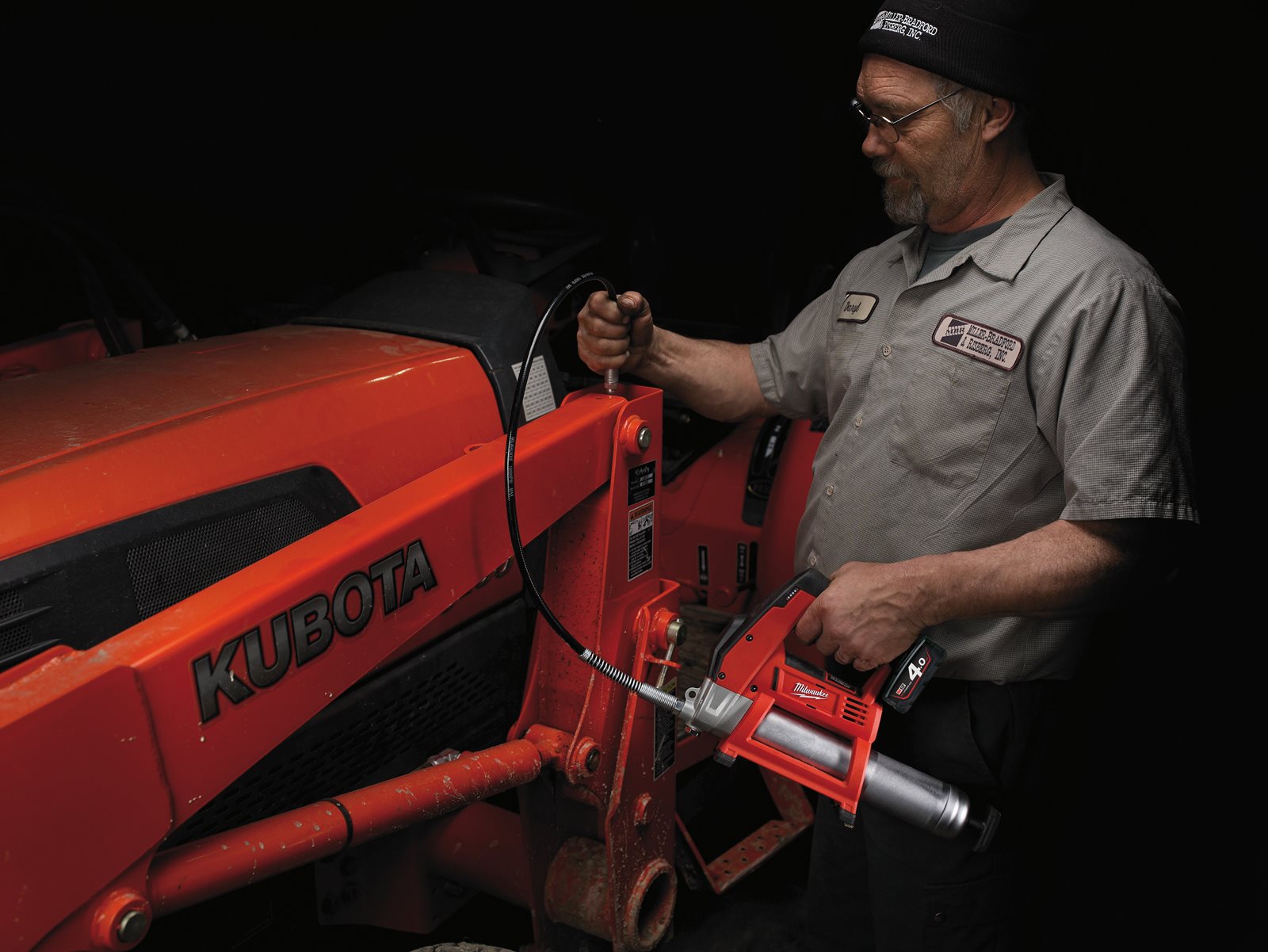 Milwaukee Akku-Fettpresse M12 GG-0 (Druck: 562 bar, Fassungsvermögen: Gebinde 454 g / Kartusche 411 g, ohne Akku)