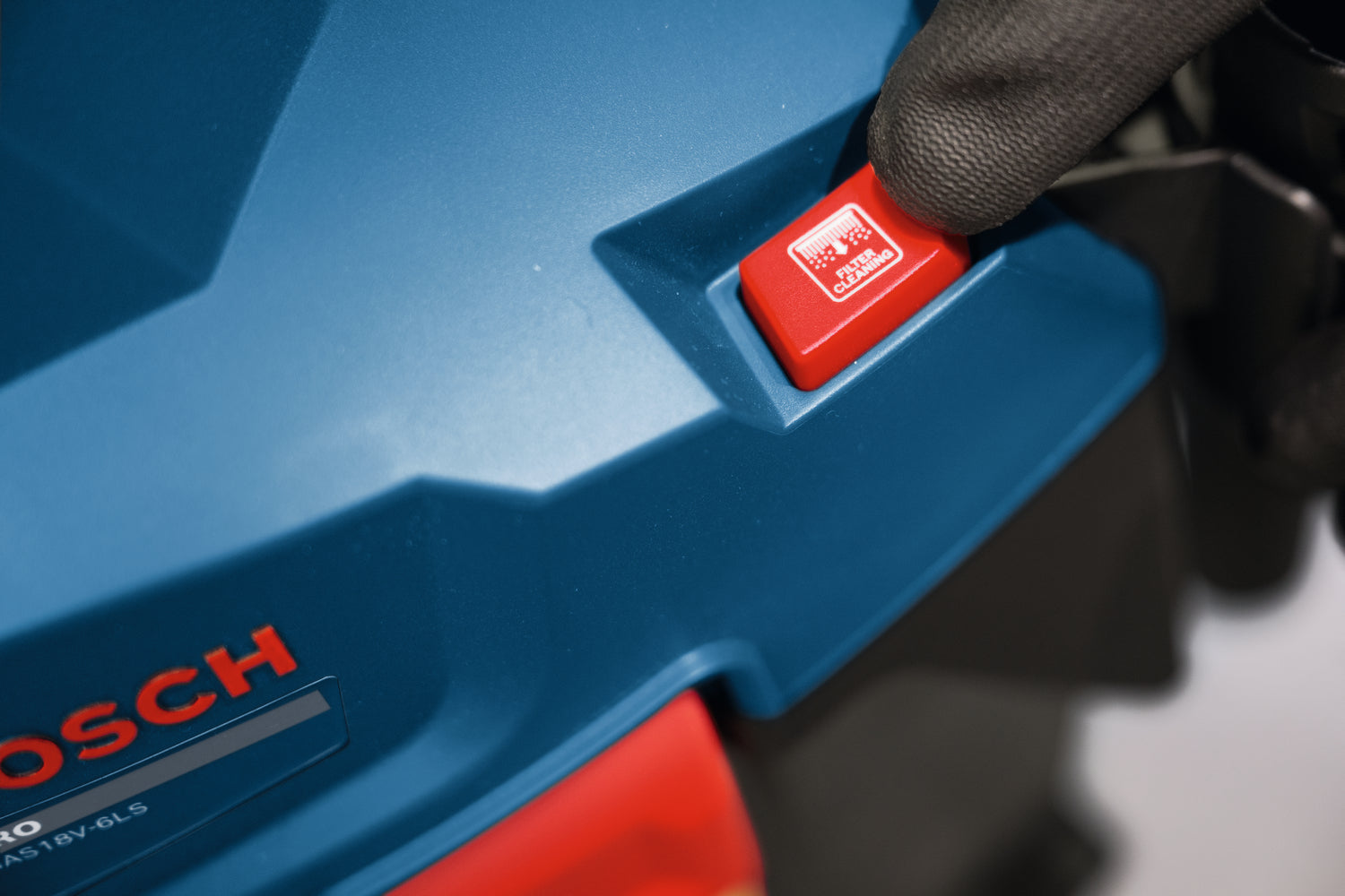 Bosch Akku-Staubsauger GAS18V-6LS (Max. Unterdruck: 129 mbar, Staubklasse: L, Behältervolumen: 6 l, inkl. Zubehör, ohne Akku)
