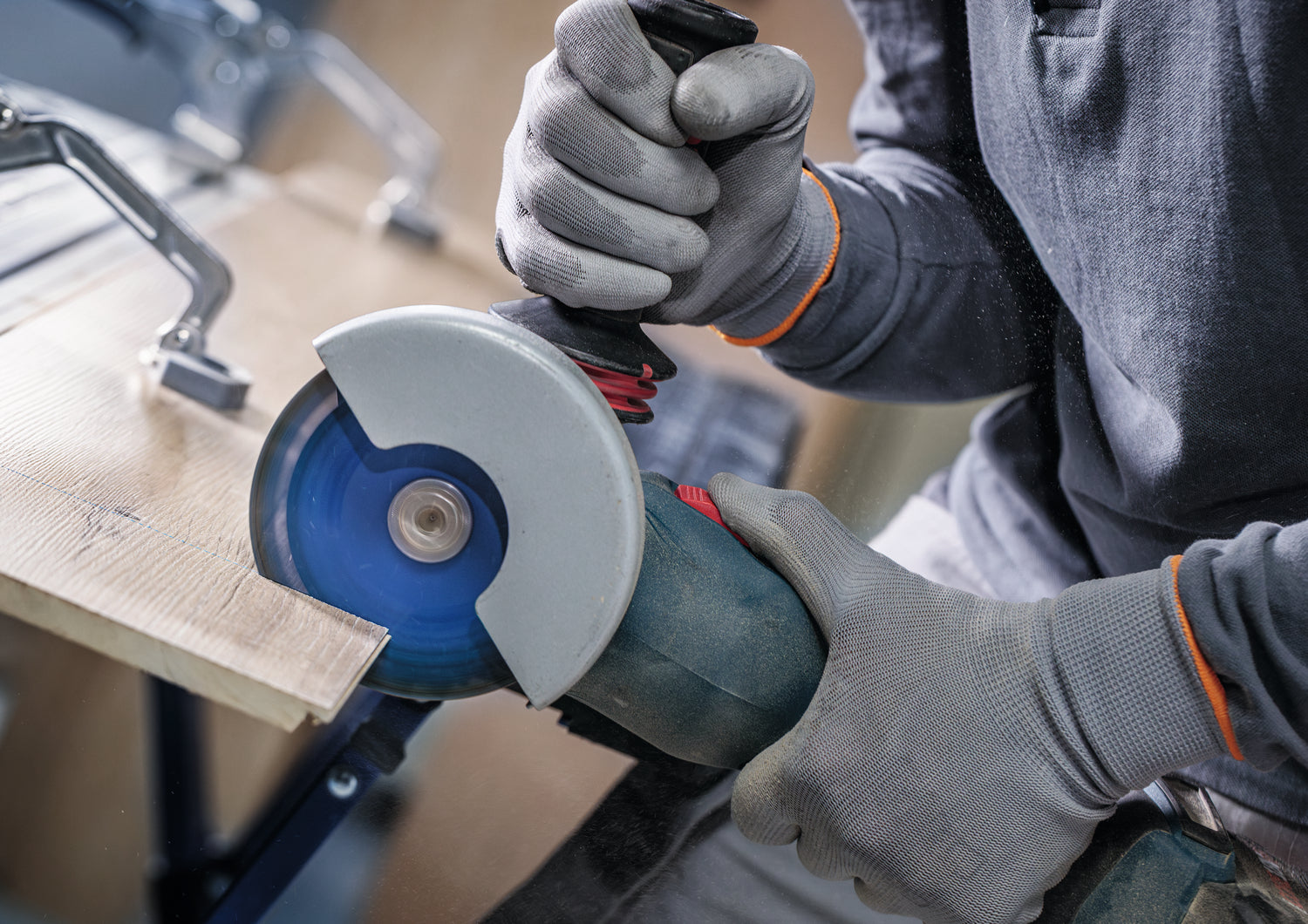 Bosch EXPERT Multi Material Carbide-Trennscheibe Ø 125 mm (X-LOCK, Carbide Multi Wheel, Zum Schneiden verschiedenster Materialien)