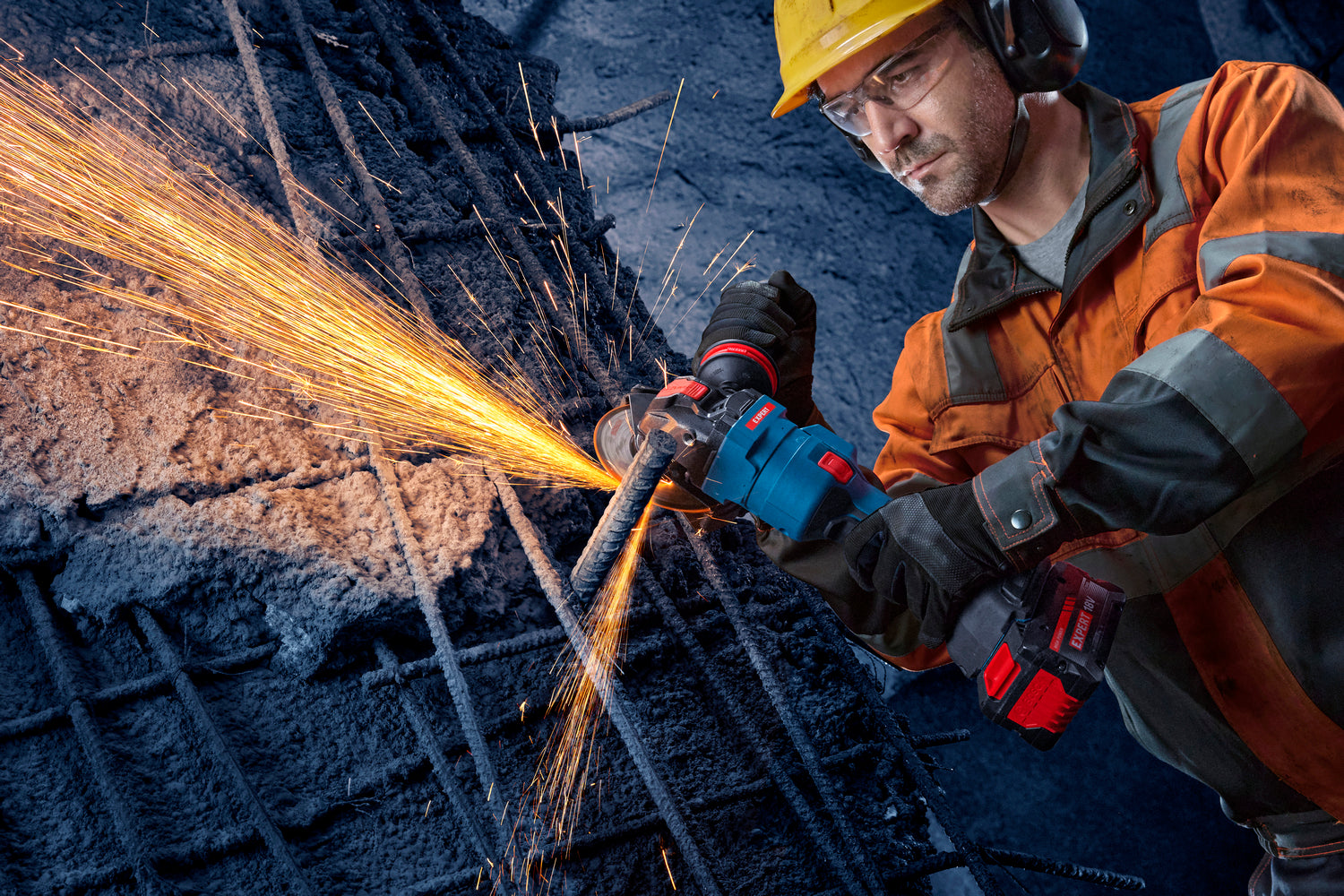 Bosch EXPERT Akku-Winkelschleifer EXWS18V-15PS (Scheiben-Ø: 125 mm, Drehzahl: 11000 U/min, Paddelschalter, ohne Akku in L-BOXX 162)