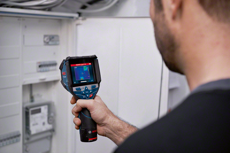 Bosch Wärmebildkamera GTC 600 C (Messbereich: -20 °C bis +600 °C, Auflösung: 256 x 192px, App-Funktion, mit 1 x 2,0 Ah Akku in L-BOXX 136)