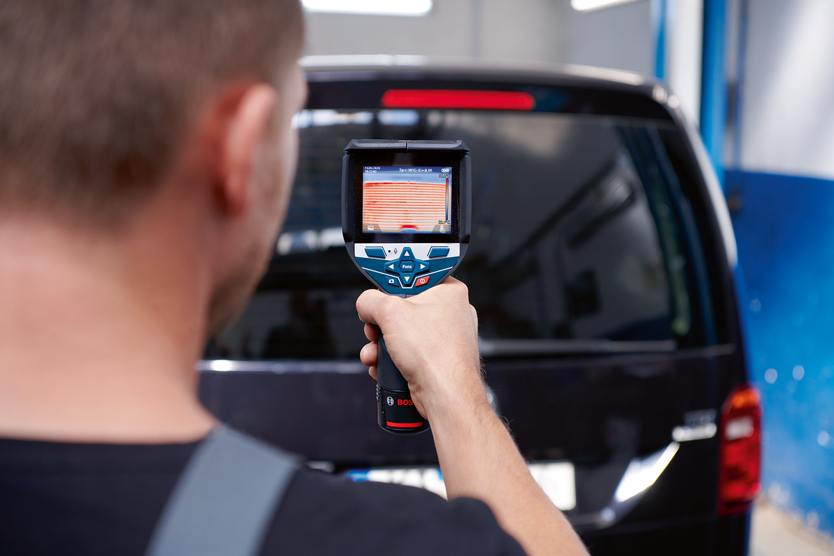 Bosch Wärmebildkamera GTC 600 C (Messbereich: -20 °C bis +600 °C, Auflösung: 256 x 192px, App-Funktion, mit 1 x 2,0 Ah Akku in L-BOXX 136)
