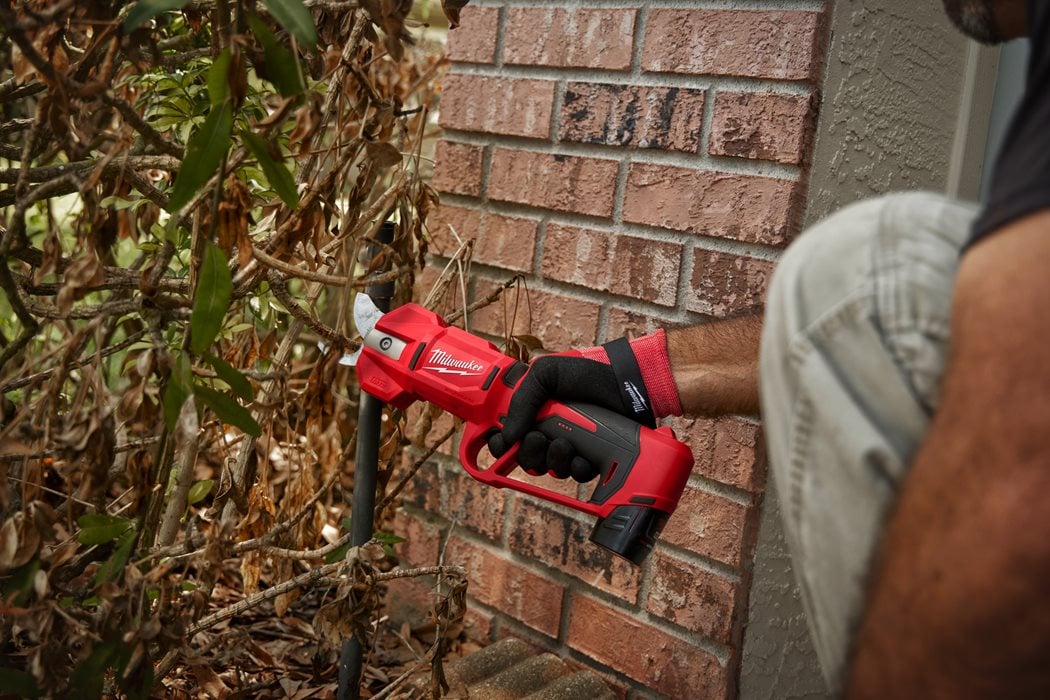 Milwaukee® M12 BLPRS-0 Akku-Astschere ohne Akku/Lader im Karton