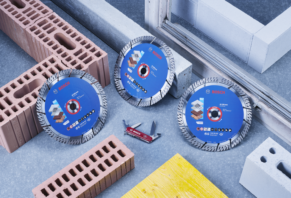 Bosch Expert Diamanttrennscheibe MultiMaterial Ø 230x22.23 mm + Victorinox Taschenmesser (061599760W)