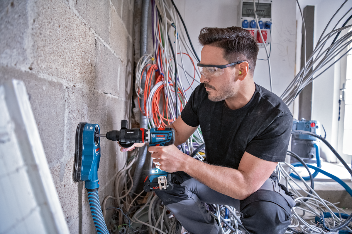 Bosch Professional GSR 18V-90 FC Akku-Bohrschrauber FlexiClick bürstenlos 90 Nm Flexiclick mit 2x 18V 4.0 Ah ProCore in L-Boxx 136