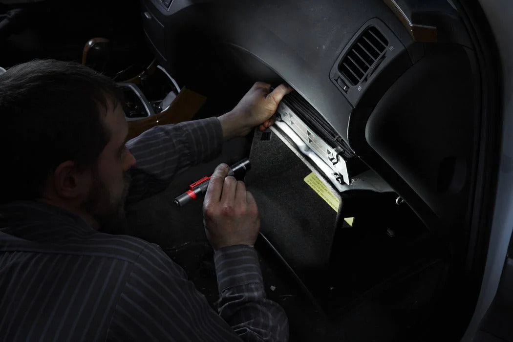 Milwaukee IPL-LED TRUEVIEW Stiftlampe 100 Lumen und 30 m Leuchtweite inkl. AAA Batterie (4933459440)