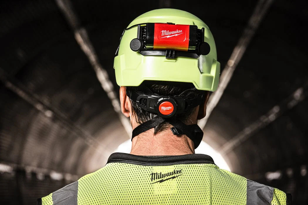 Milwaukee L4BOLTHL-301 TRUEVIEW USB-Akku-Helmlampe 600 Lumen für BOLT 200 Helme im Karton