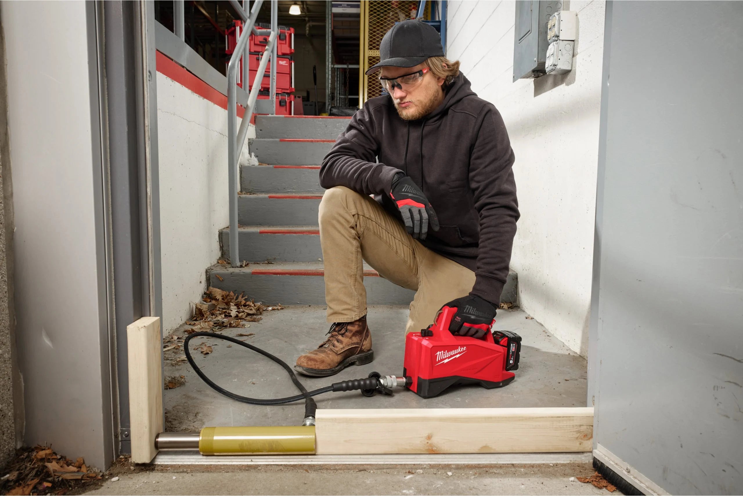 Milwaukee M18 HMP700-0 Akku-Mini-Hydraulikpumpe 700 bar und 3/8" ohne Akku/Lader (4933493928)