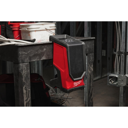 Milwaukee M18 SPEJSG2-0 Akku-Bluetooth-Baustellenlautsprecher ohne Akku/Lader (4933493530)