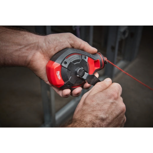 Milwaukee Schlagschnur 30 m, breite Linie mit roter Kreide (4932498391)