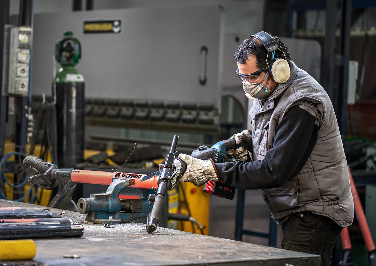 Bosch Expert Säbelsägeblatt S 1155 HHM Medium-Thick Tough Metal für mittleres Metall