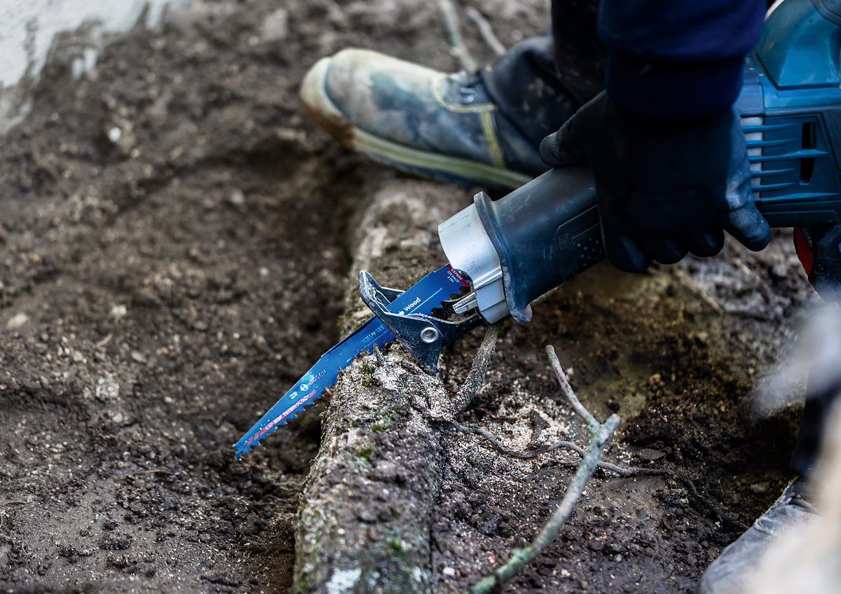 Bosch Expert Säbelsägeblatt S 1242 KHM Tough Wood ideal für zähes Holz