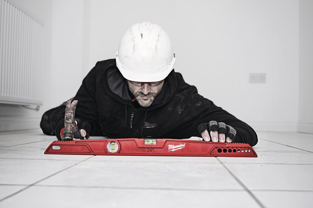 Milwaukee Redcast Gussprofil-Wasserwaage 60 cm 0,029° Genauigkeit