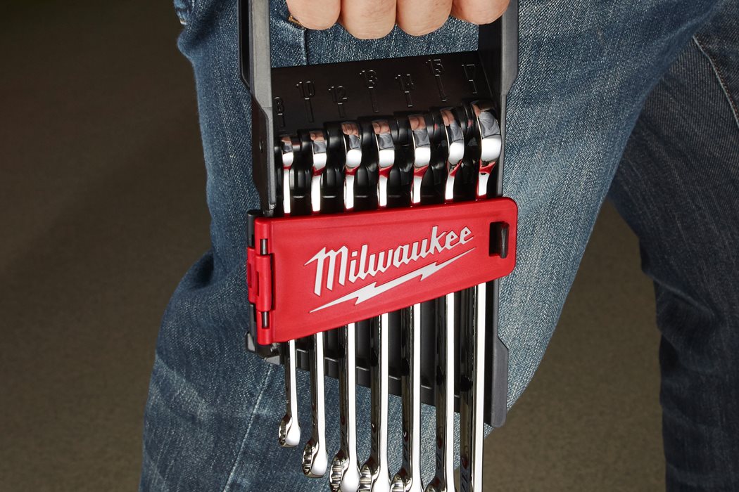 Milwaukee MAX BITE Ringmaulschlüsselsatz 15°gekröpft Chromstahl metrisch SW 8-17 7tlg. (4932464257)
