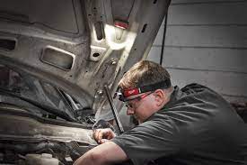 Milwaukee IRHL450 USB-Akku-Kopf-/Stirnleuchte 450 Lumen (4933478587)