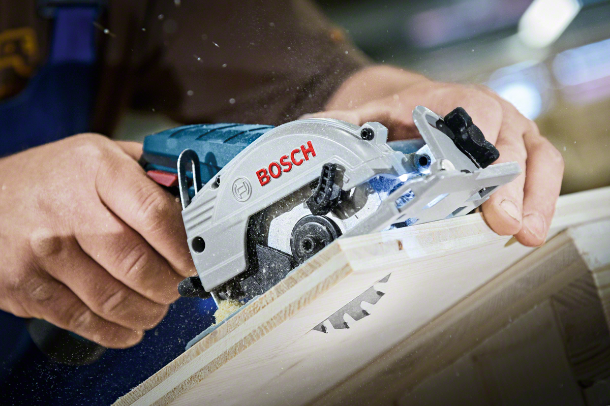Bosch Professional GKS 12V-26 Akku-Kreissäge ohne Akku/Lader in L-Boxx 136