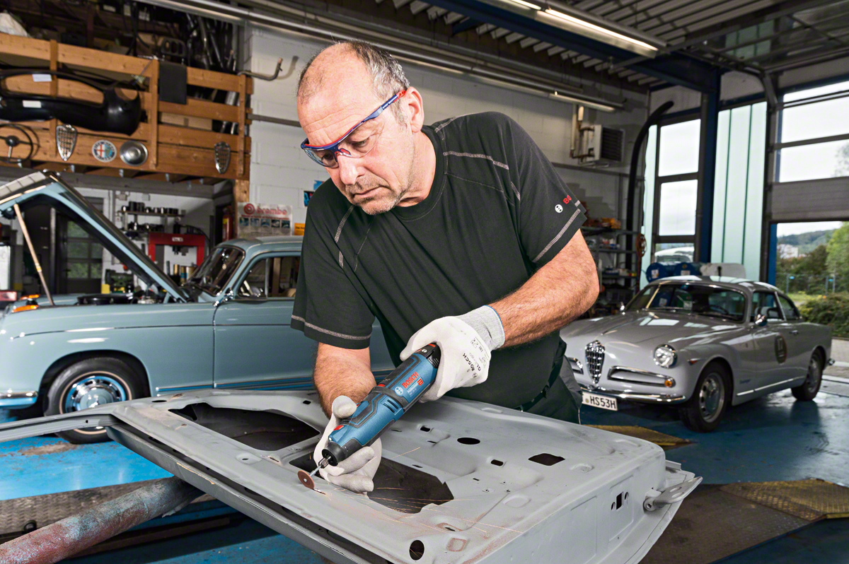 Bosch Professional GRO 12V-35 Akku-Multi-Rotationswerkzeug 2 x 2.0 Ah