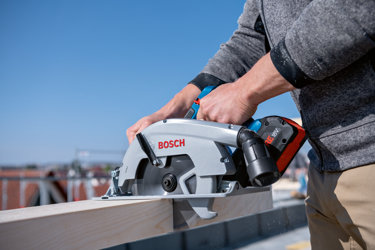 Bosch Professional GKS 18V-70 L Akku-Kreissäge BITURBO ohne Akku/Lader in L-Boxx 238