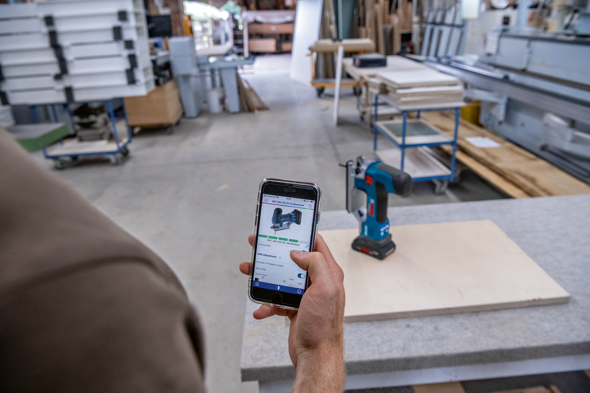 Bosch Professional GST 18V-155 SC Akku-Stichsäge mit Stabgriff ohne Akku/Lader in L-Boxx 136 (06015B0000)