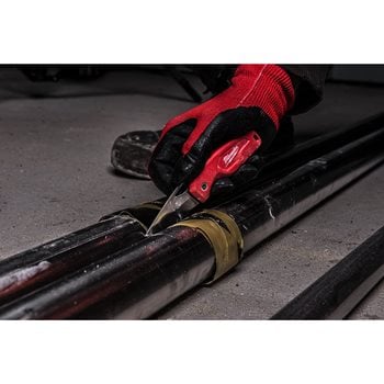 Milwaukee® Kompakt-Klappmesser mit Klinge aus nachschärfbarem rostfreien Stahl