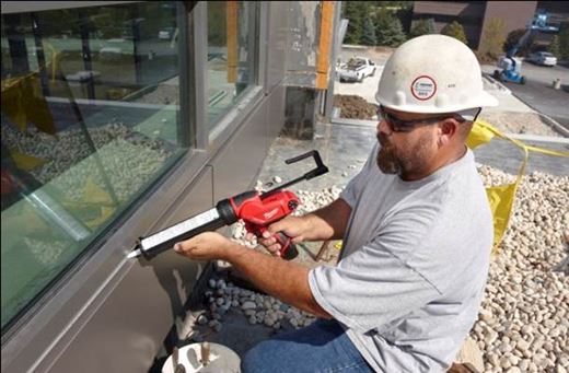 Milwaukee M12 PCG/310C-0 Akku-Kartuschenpresse ohne Akku und Lader (4933441783)