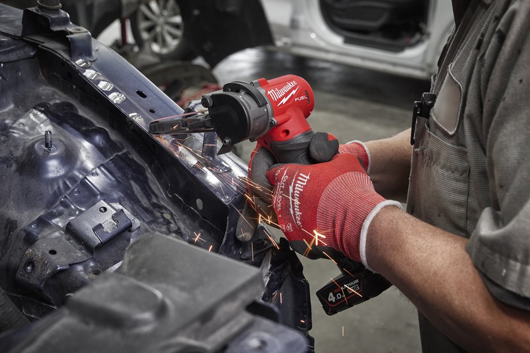 Milwaukee M12 FBFL10-402B FUEL Akku-Bandfeile mit 2x M12 B4 und Lader in Tasche (4933480959)