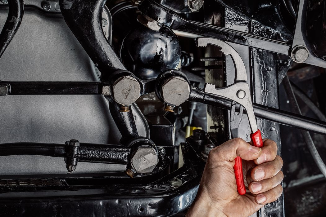 Milwaukee PVC / Ölfilter Zange 230 mm mit 89 mm Öffnungsweite (4932492511)