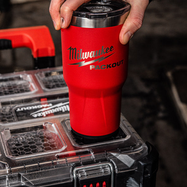 Milwaukee Packout Tumbler Thermobecher 591 ml kompatibel mit Packout (4932479074)