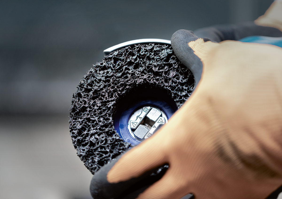 Bosch Professional X-Lock Reinigungsscheibe Best for Metal N377 Ø 125 x 22.23 mm reinigt Metall- und Mauerwerkflächen