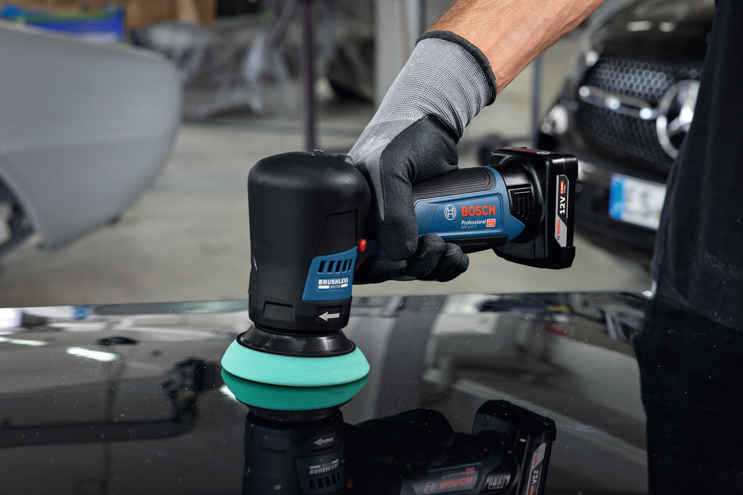 Bosch Akku-Polierer GPO 12V-77 (Solo, inkl. 77 mm Klett-Stützteller & 77 mm Polierschwamm)