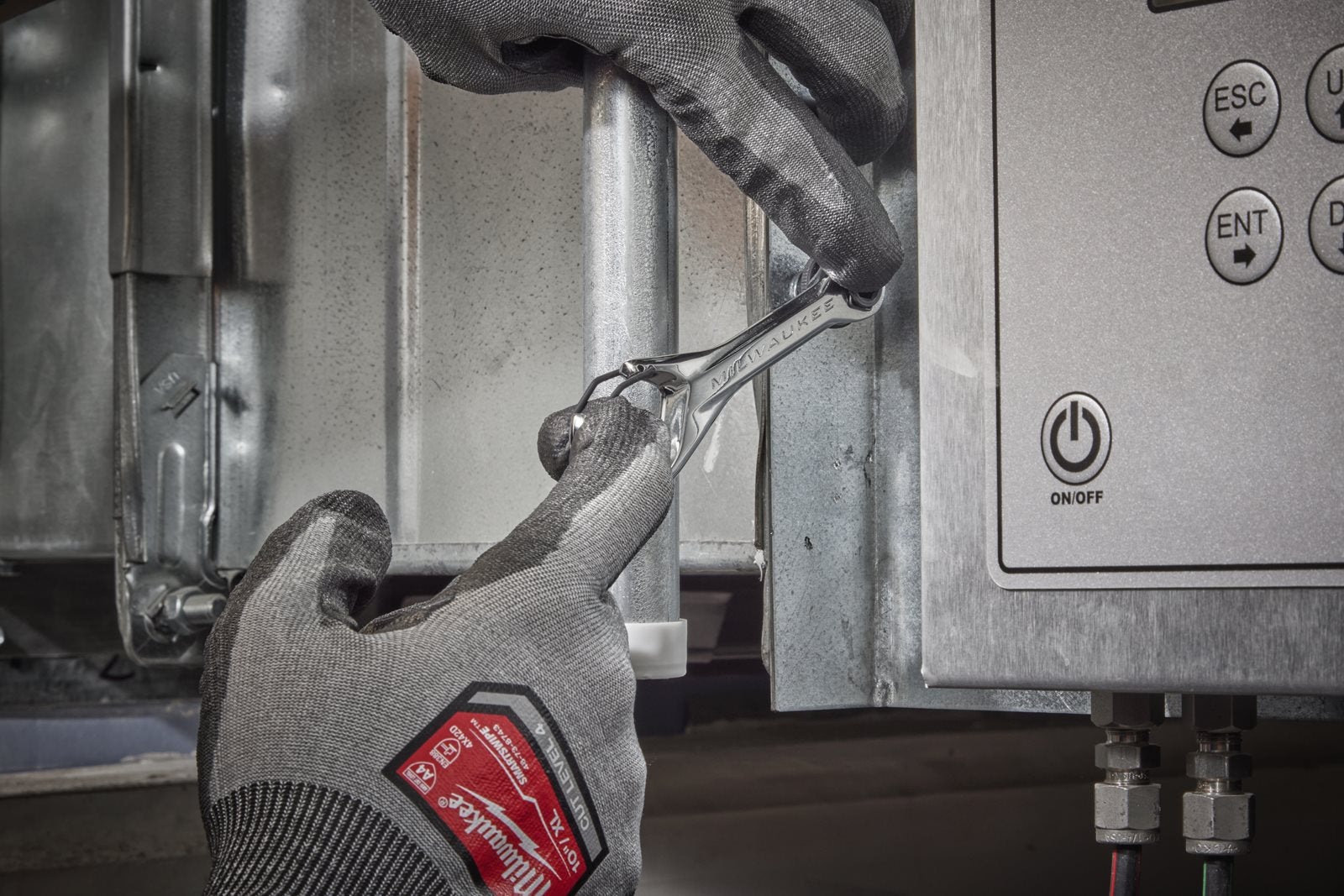 Milwaukee 7-in-1 Micro-Ratsche (1/4" + 5/16" Ratschenkopf 90-Zahn-Design, inkl. Bits und Adapter)